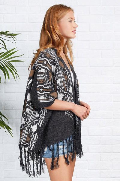 Flutter Free Jacquard Knitting Poncho