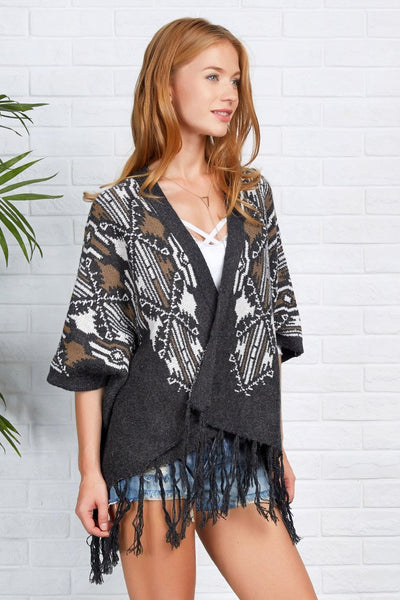 Flutter Free Jacquard Knitting Poncho