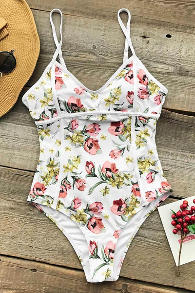 Dancing Butterfly Print One-piece Swimsuit